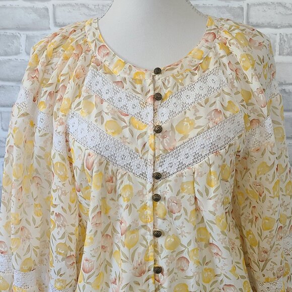 FATE Yellow Floral Balloon Long Sleeve Blouse Lace Inset Cottage Feminine Small - Picture 2 of 9
